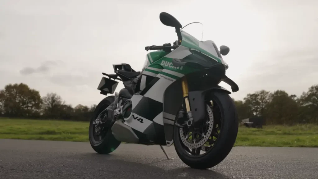 Ducati Panigale V4 Tricolore