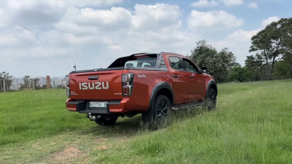Isuzu V-Cross