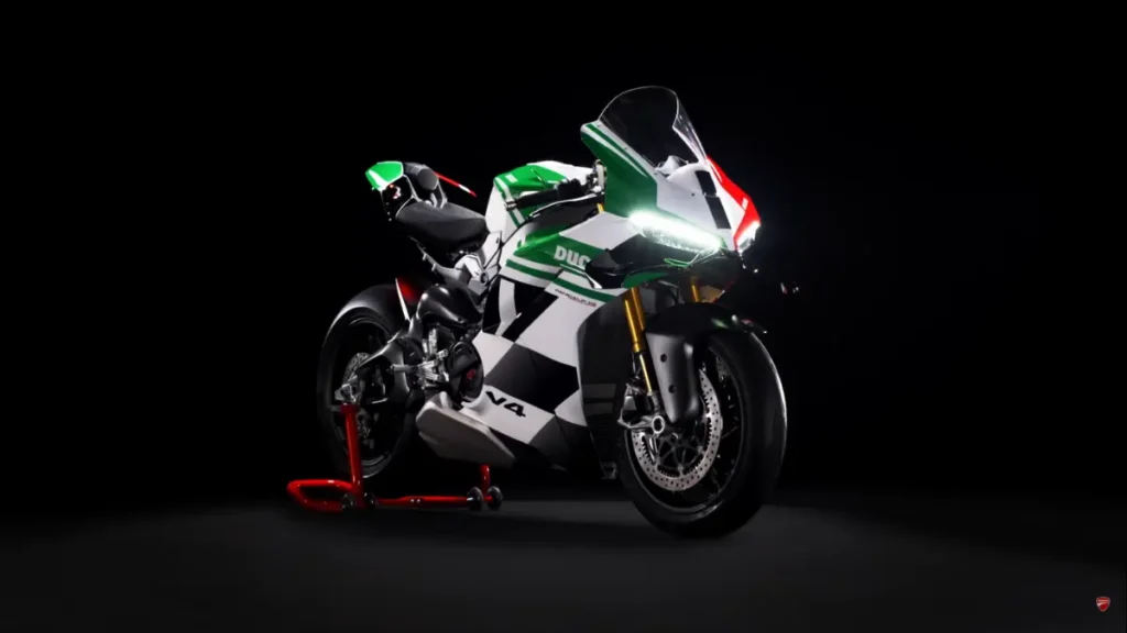 Ducati Panigale V4 Tricolore