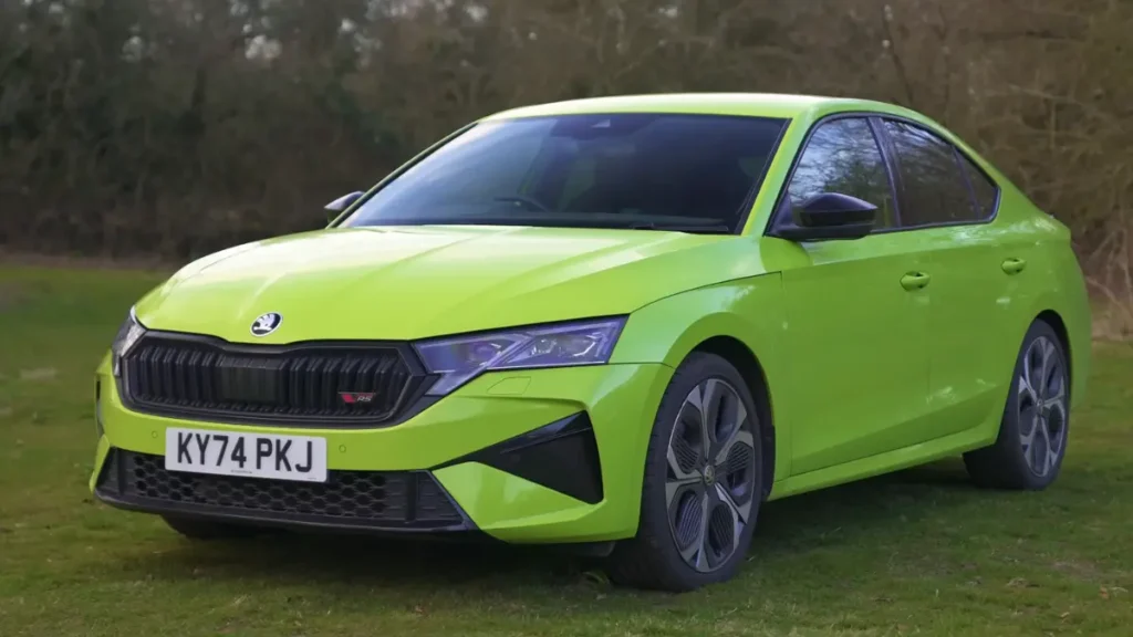 Skoda Octavia RS Second Batch Announced: Price, Booking Date & Key Changes Skoda Octavia RS